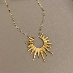 سلسلة شعاع الشمس ستانلس - مطلي بماء الذهب