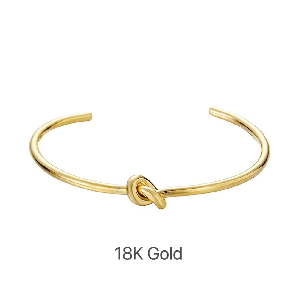 اساور كلاسيك بنصميم راقي ومميز من الاستانلس