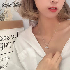 سلسلة ذيل الدولفين - batcino.com