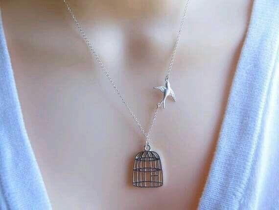 سلسلة العصفور والقفص - batcino.com