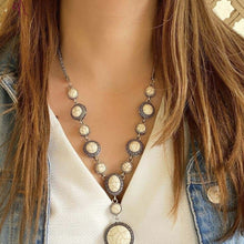 سلسلة احجار بتصميم مميز - batcino.com