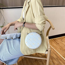 حقيبة نسائية كروس بودي بتصميم الزهور - batcino.com